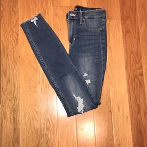 Hollister jeans